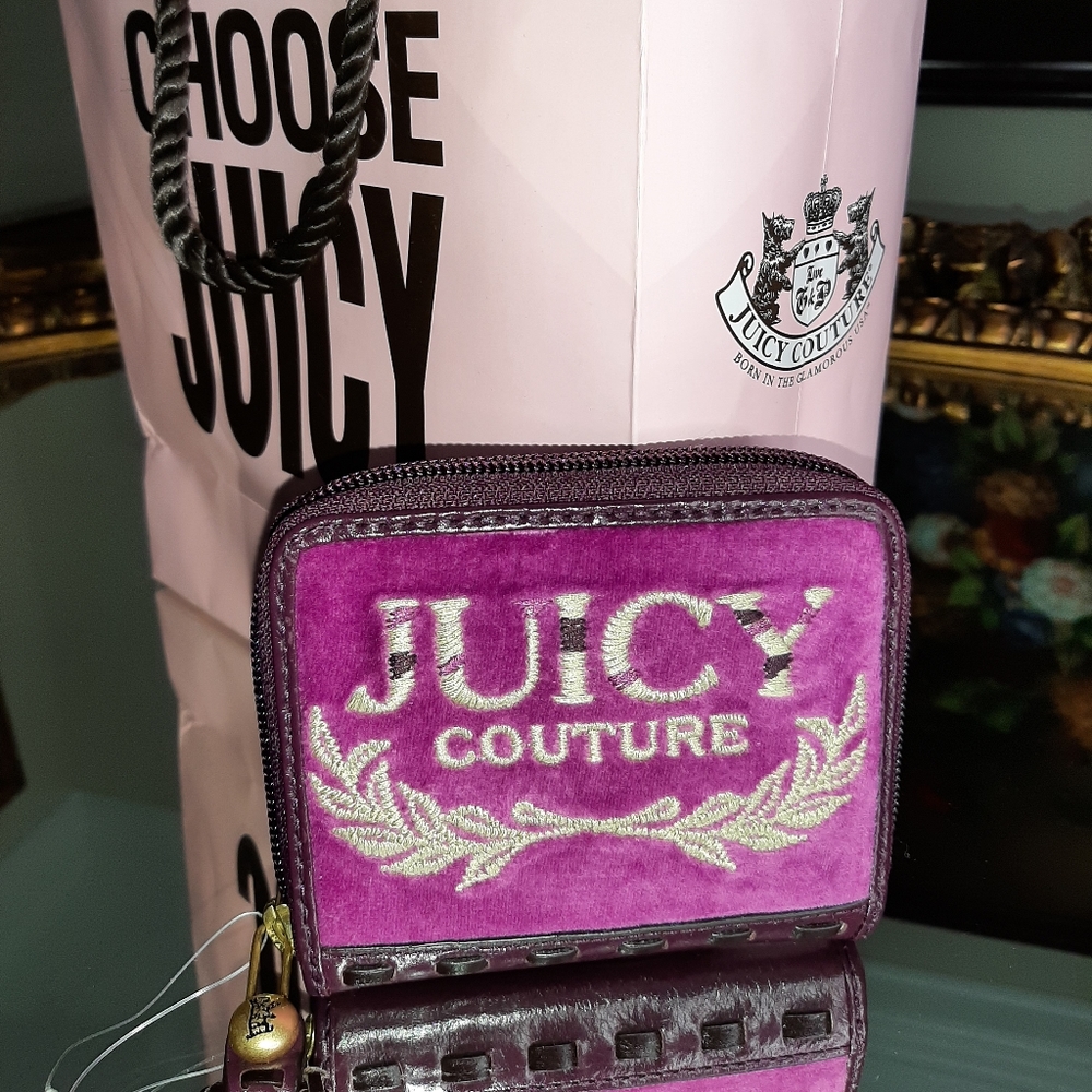 🤩GENUINE JUICY COUTURE MINI BIFOLD WALLET